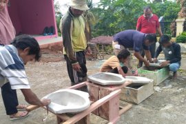 16 warga Nagari Guguak Sijunjung ikuti pelatihan wirausaha sanitasi