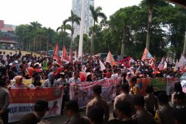 Honorer K2 geruduk DPRDSumsel
