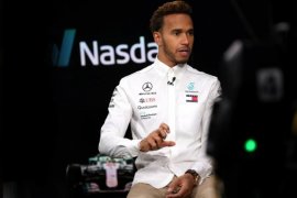 Hamilton start terdepan, gelar kelima di depan mata