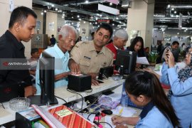 Dispendukcapil Verifikasi Data Penduduk Penghuni Liponsos Surabaya