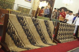 Peserta JKPI kunjungi museum batik Danar Hadi