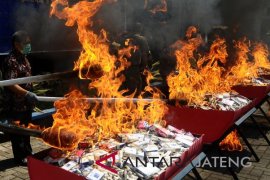 Kantor Bea Cukai Kudus selamatkan Rp10,31 miliar