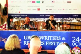 Saras Dewi: Orba terus ancam pemerintahan reformasi