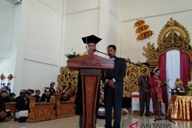 Unhi Denpasar luncurkan sistem informasi "Sruti"