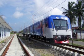 Kelas ekonomi dominasi penumpang Natal kereta api