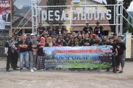 Pelaku wisata Purbalingga belajar pengelolaan pariwisata Cibodas