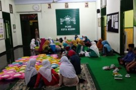 Pemkot Kediri Ingin Budaya "Liwetan ala Santri" Tetap Dilestarikan