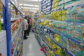 Saga Grup perbanyak swalayan sedang di Jayapura