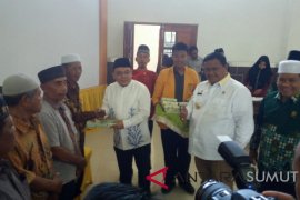Jabatan dan prestasi tak berarti