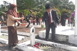 Forkopimda Agam Ziarah ke Makam Siti Manggopoh