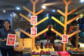 Diskon hingga 50 persen di Eiger Palembang Icon