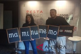 Masyarakat Indonesia dimudahkan dapat layanan "GO-FOOD"
