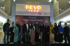 Desainer cilik perkenalkan batik Bekasi di Lebanon