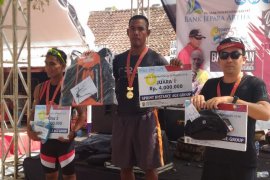 Yonif-9 Marinir Lampung  juara Jepara International Triathlon