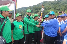 Api obor porprov dibawa dari Padang Panjang ke Padang Pariaman