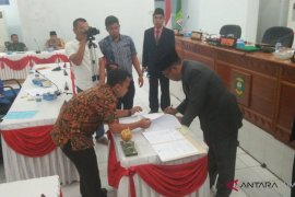DPRD setujui R-APBD Madina 1,7 triliun