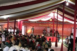 People should not easily be provoked: President