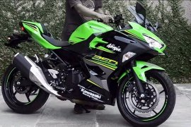 Kawasaki Ninja 250 bergaya Scrambler jadi perhatian