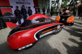 Mobil Hemat Energi ITS