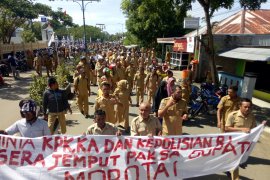 ASN adukan Bupati Morotai ke DPRD