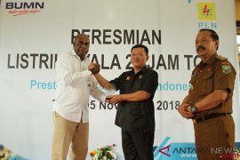 Peresmian Listrik Nyala 24 Jam