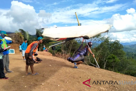 Dua atlet gantole PON XIX ikuti Porprov Sumbar