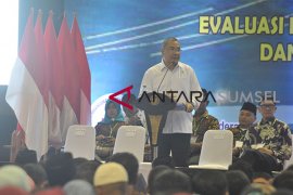 Silahturahmi Presiden dengan Perangkat Desa Page 1 Small