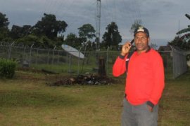 Warga Suru-Suru Asmat nikmati jaringan telekomunisasi