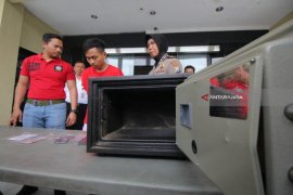 Polisi Lumpuhkan Pembobol Brankas BG Junction