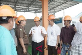 Bupati Belitung Timur imbau warga Pulau Bukulimau gunakan kompor listrik