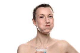 Menelan ludah dan pakai lip balm saat puasa, bikin batal? Ini hukumnya