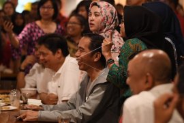 Menurut pengamat gaya komunikasi Jokowi harus diubah