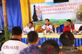 Bupati Klungkung motivasi penyuluh pertanian