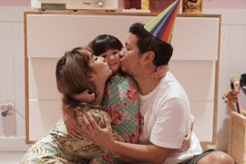 Bikin bangga, Gading Marten terharu Gempita menangi penghargaan Artis Solo Anak Terbaik AMI 2025