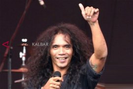 Kaka Slank kagum keberagaman yang ada di Singkawang