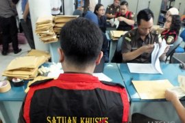 Tim Kejari geledah kantor Damkar Sarolangun
