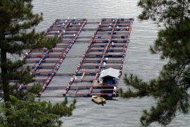 Kemenko Marves: Keramba jaring apung di Danau  Toba perlu diatur