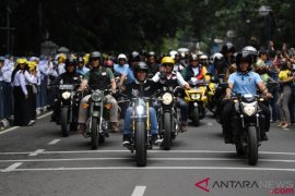 Presiden Jokowi Konvoi Bermotor Keliling Bandung Page 2 Small