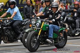 Presiden Jokowi Konvoi Bermotor Keliling Bandung Page 3 Small