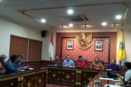 Bali lindungi pengobatan leluhur "back to nature"