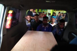 Dua Mahasiswa asal Papua Tewas Diduga Overdosis Miras Oplosan di Jember