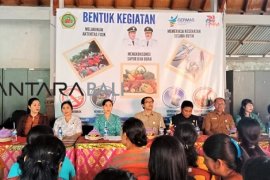 2.000 siswa Gianyar sudah diimunisasi kanker serviks