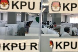 Tes Tulis Seleksi KPU Jatim, Tujuh Petahana Lolos (Video)