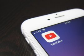 Lebih dari 400 chanel YouTube ditutup