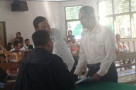 PN Denpasar adili Dua pelaku OTT pungli jalan perumahan