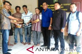 PT.ABN Bantu Korban Jalan Longsor