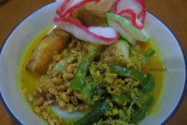 Lontong Sayur makanan favorit di cari saat Lebaran