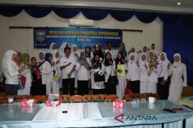 Disdukcapil Pasaman Barat rangkul bidan bikin akta kelahiran bayi