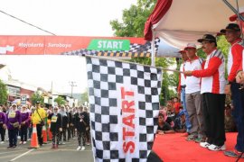 Gubernur Jatim Ajak Peserta Gerak Jalan Mojokerto-Surabaya Tangkap Makna Perjuangan