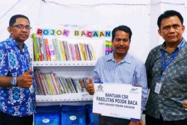 WOM Finance Natalan Bersama di Panti Asuhan